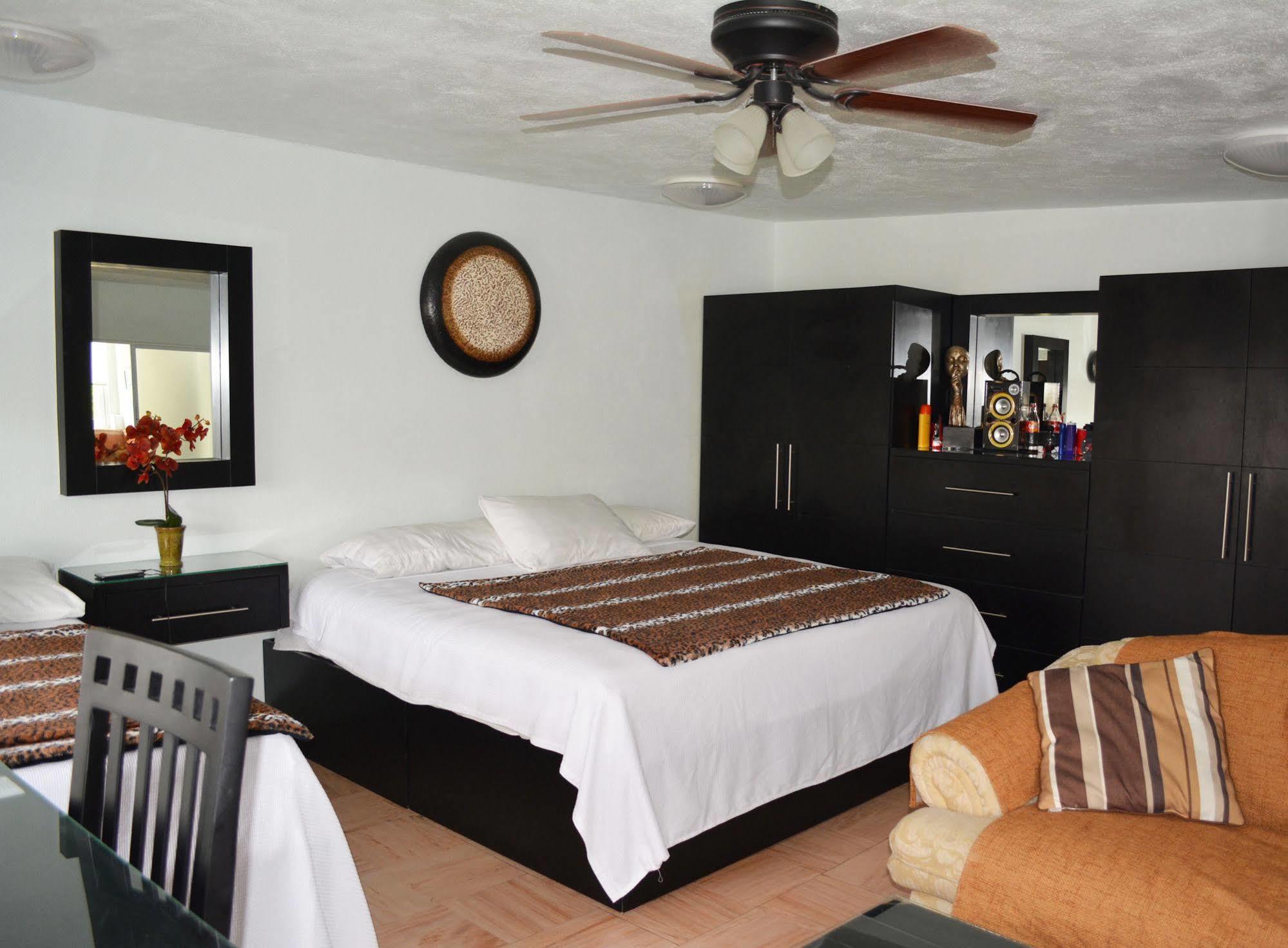 Residencia Sofia Hotel Querétaro Eksteriør billede